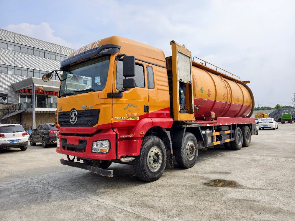 Used 33CBM (33000L) Heavy Duty Sewer Jetting & Vacuum Suction Truck, 8x4 Combined Sewage Tanker | Shacman Delong